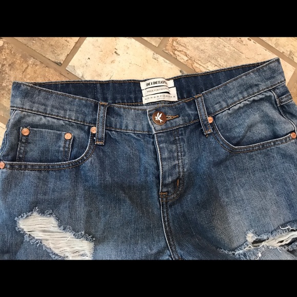 Jeans - Picture 3 of 4